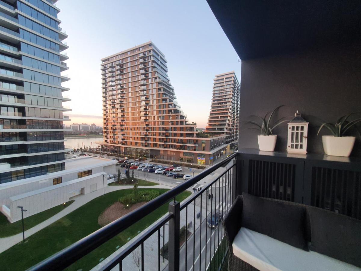 Waterfront - Na Vodi Apartment *
