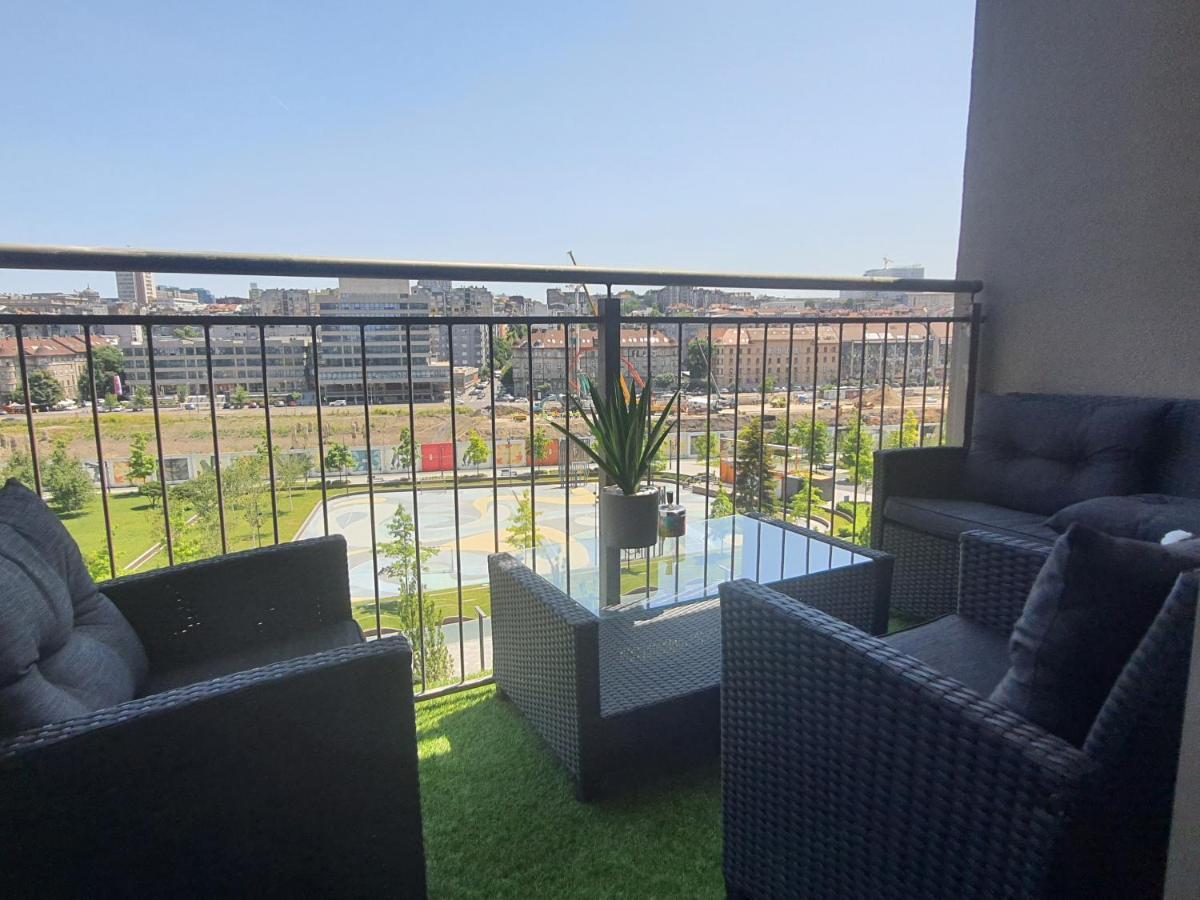 Apartment Waterfront - Na Vodi