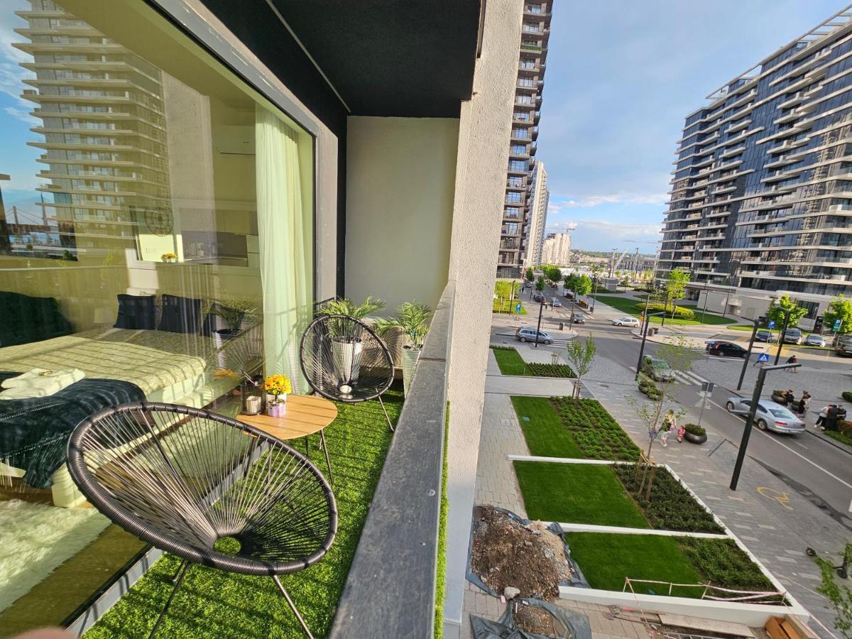 Apartment Waterfront - Na Vodi