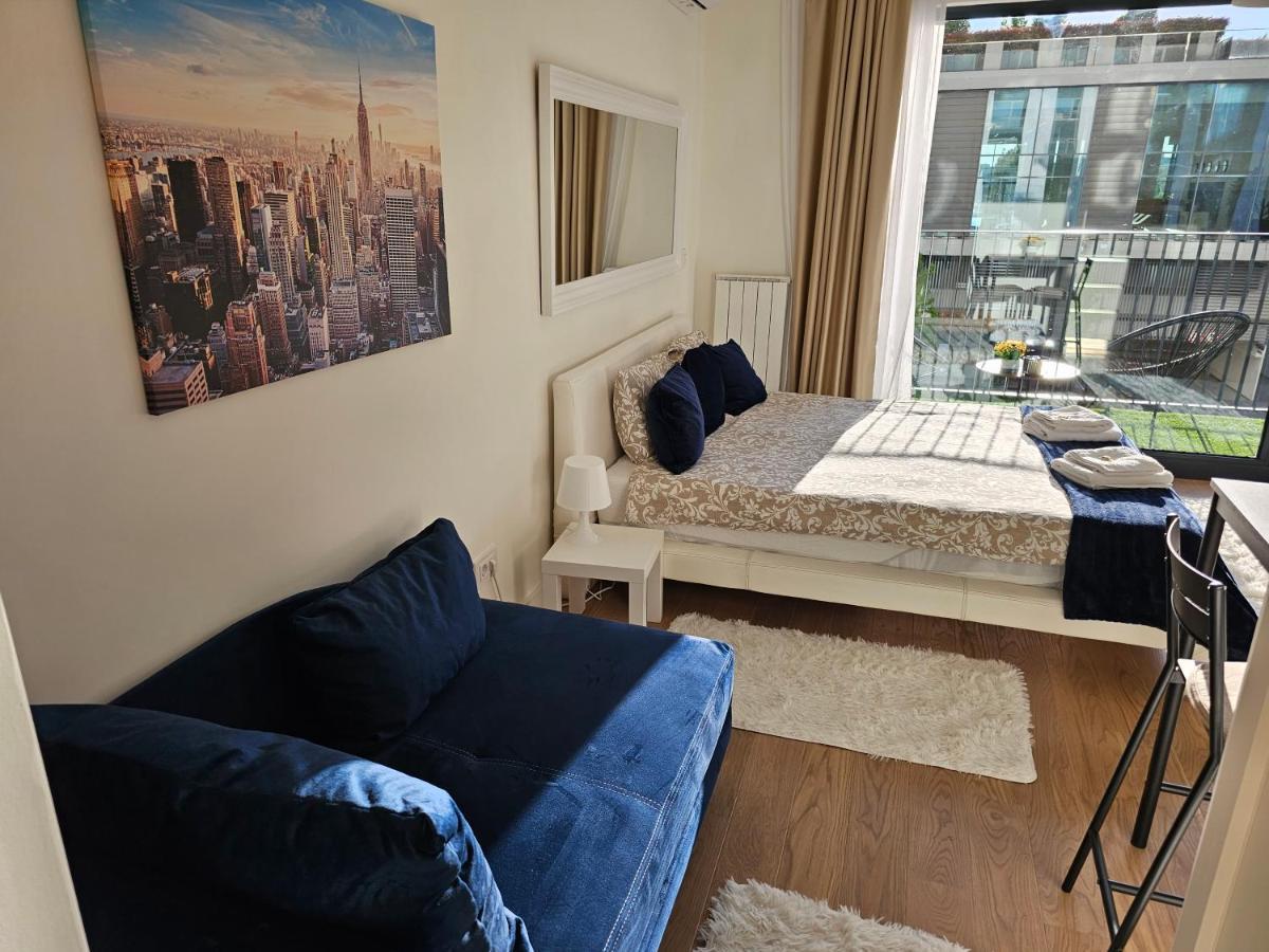Apartment Waterfront - Na Vodi